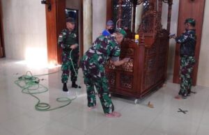 Kodim 0719 Jepara Wujudkan Lingkungan Bersih Bersama Masyarakat Membersihkan Tempat Peribadatan