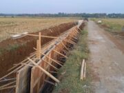 Proyek Siluman di Desa Jambu Kec Mlonggo Kab Jepara Diduga Mark Up Besi Material, Cek Faktanya