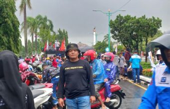 Pengawalan Aksi Rapat Dewan Pengupahan oleh Serikat Pekerja Turunkan Nilai UMSK Jepara Tahun 2025