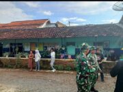 Kerja Nyata Puluhan Anggota Koramil 08 Keling Dan Koramil 12 Donorojo Kodim 0719 Jepara. Bersama Masyarakat Kerja Bakti Baksos Rehap Panti Trisno ing SIWI Desa Kelet