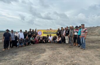 WRC PAN-RI Kalsel Pasang Baliho di Lahan Sengketa, Desak PT Arutmin Segera Lunasi Ganti Rugi